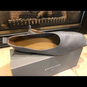 EverLane Dayglove shoes grey flats
